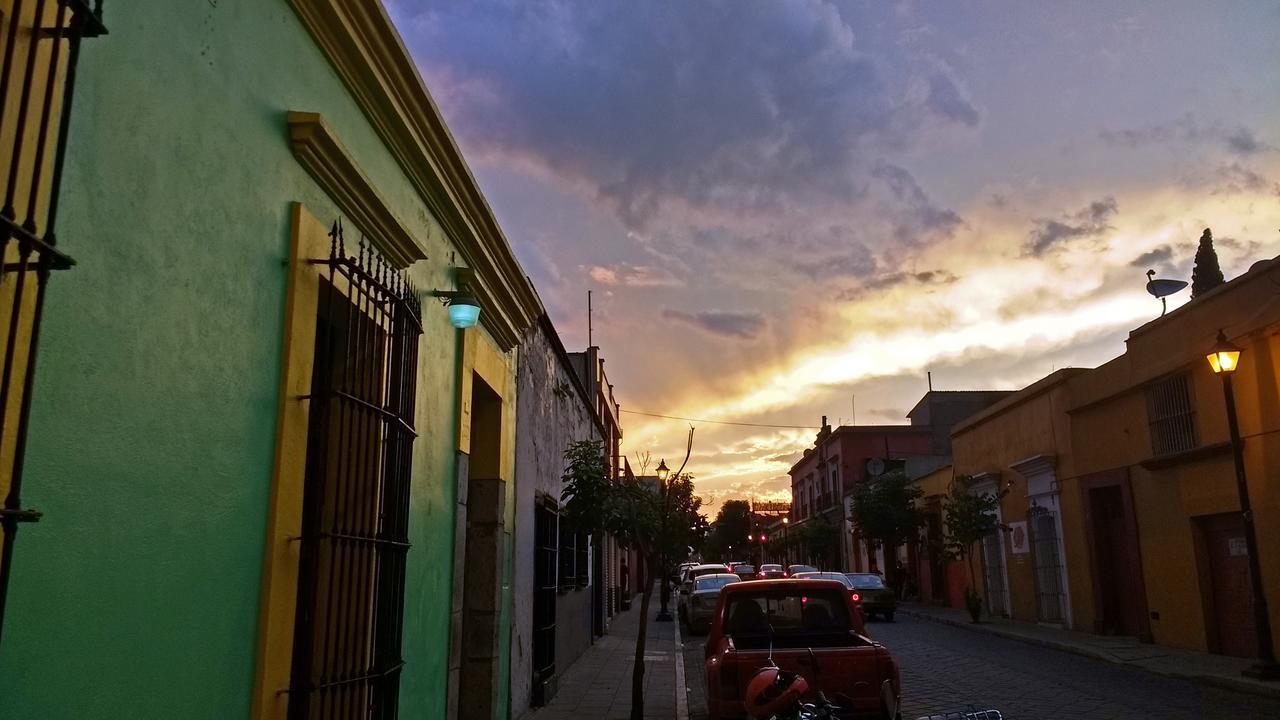 Iguana Hostel Oaxaca Экстерьер фото