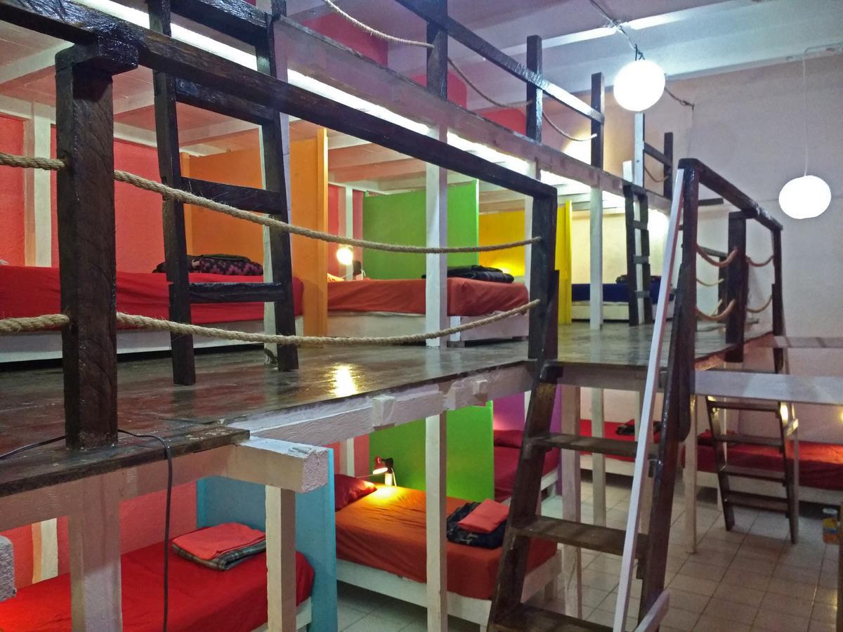 Iguana Hostel Oaxaca Экстерьер фото